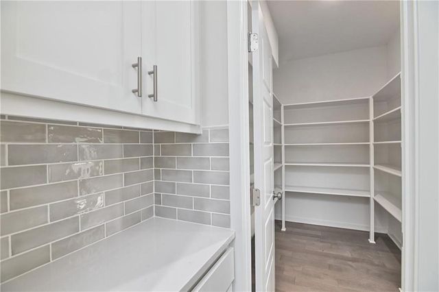 2739 W Park Street, Olathe, KS 66061