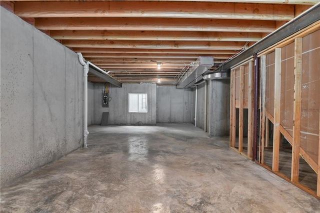 2739 W Park Street, Olathe, KS 66061