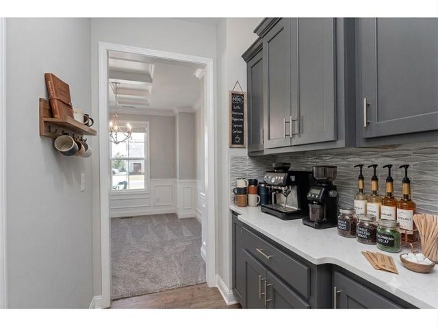 2739 W Park Street, Olathe, KS 66061