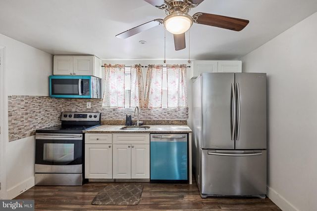 28 E ADAMS ST, Paulsboro, NJ 08066