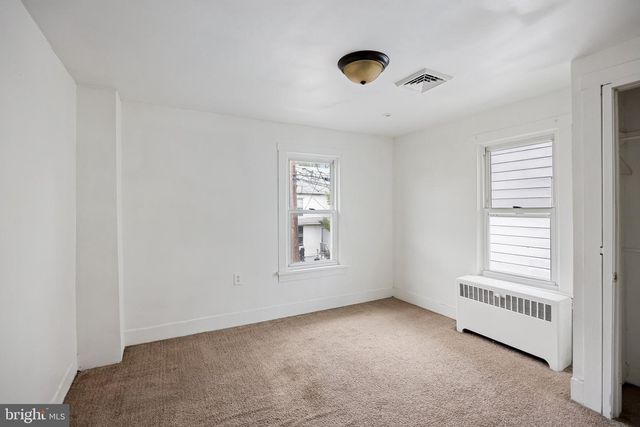 28 E ADAMS ST, Paulsboro, NJ 08066