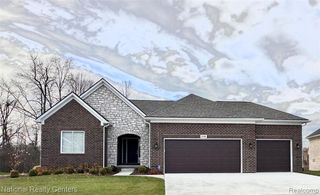 8384 Meadow Creek Drive, Goodrich, MI 48438