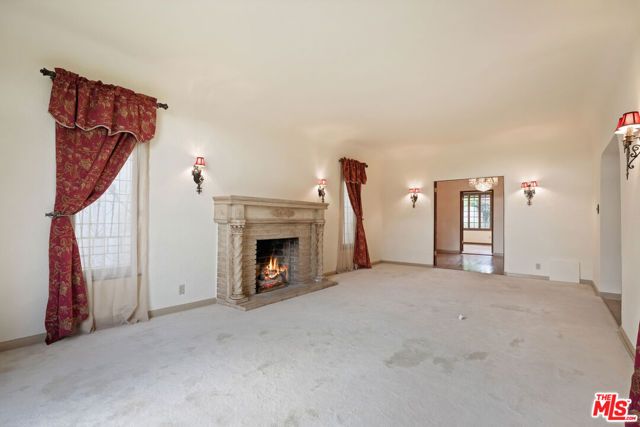 1200 N Cedar Street, Glendale, CA 91207