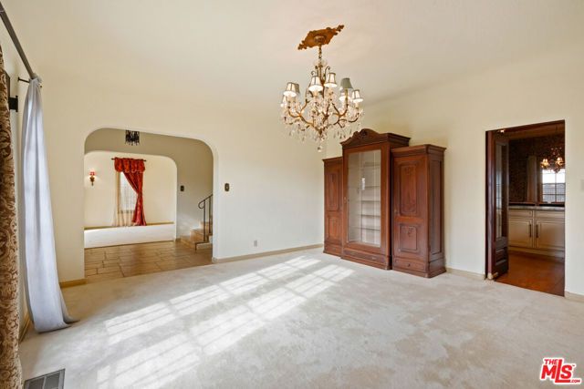 1200 N Cedar Street, Glendale, CA 91207