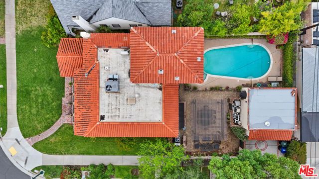 1200 N Cedar Street, Glendale, CA 91207