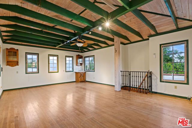 1200 N Cedar Street, Glendale, CA 91207