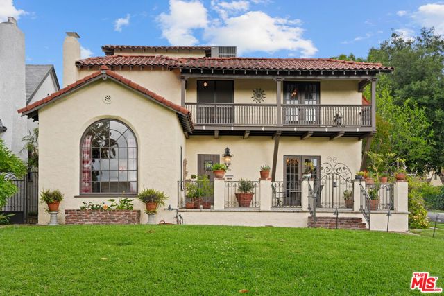 1200 N Cedar Street, Glendale, CA 91207