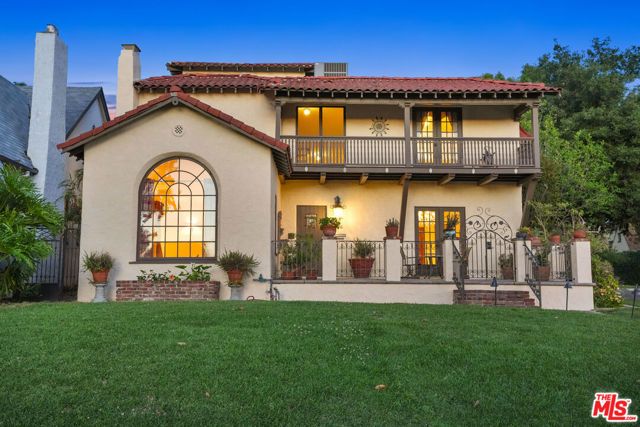 1200 N Cedar Street, Glendale, CA 91207