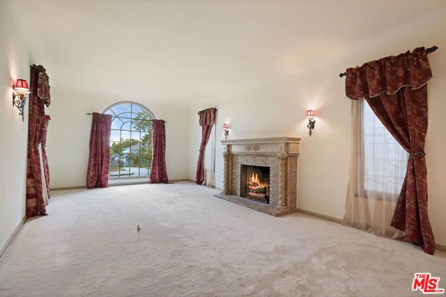 1200 N Cedar Street, Glendale, CA 91207