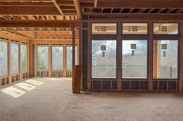 9938 Brockway Street, Lenexa, KS 66220