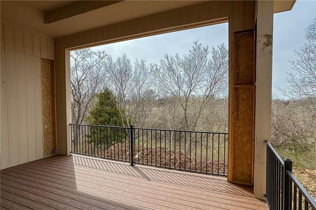 9938 Brockway Street, Lenexa, KS 66220