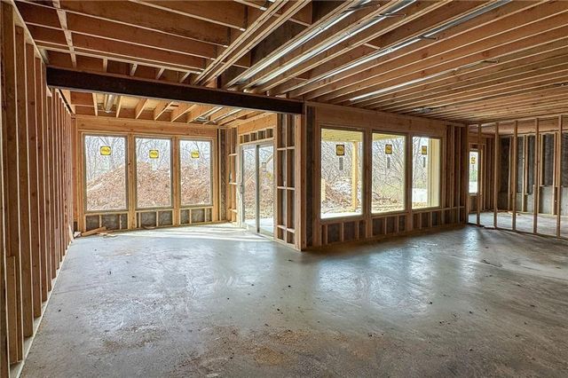 9938 Brockway Street, Lenexa, KS 66220