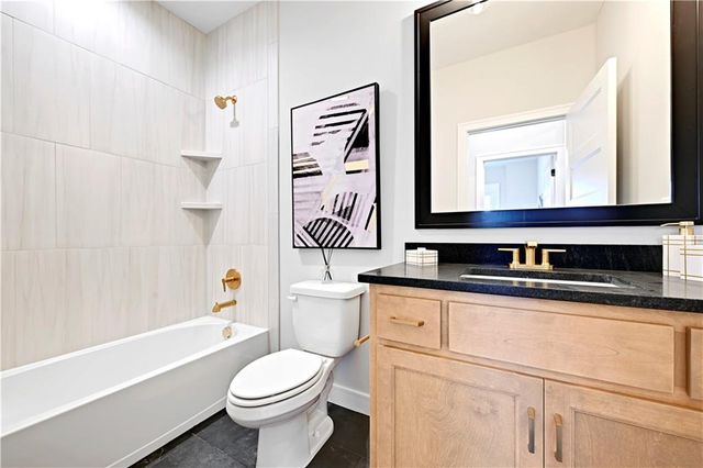 9938 Brockway Street, Lenexa, KS 66220