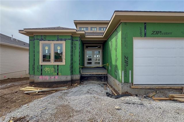 9938 Brockway Street, Lenexa, KS 66220