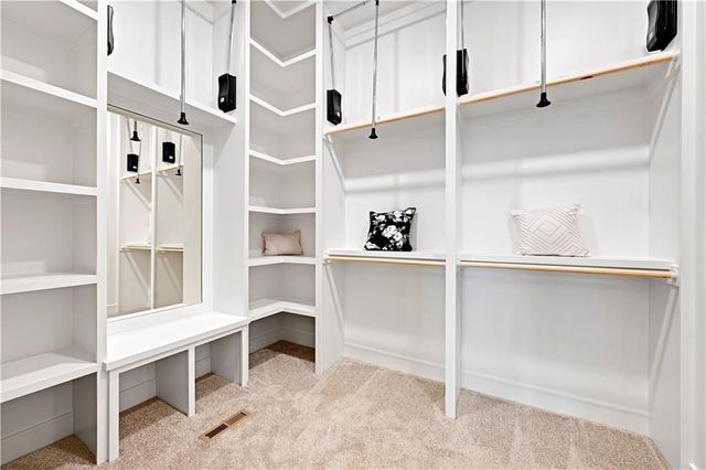 9938 Brockway Street, Lenexa, KS 66220