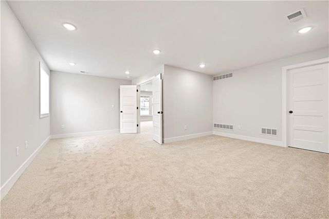 9938 Brockway Street, Lenexa, KS 66220