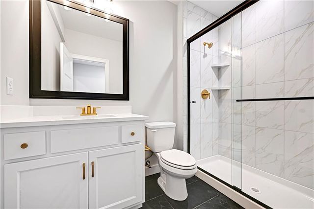 9938 Brockway Street, Lenexa, KS 66220