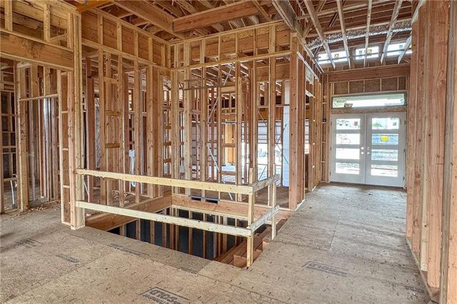 9938 Brockway Street, Lenexa, KS 66220