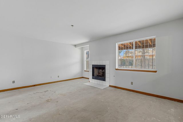 2913 STAR LAKE Place, El Paso, TX 79936