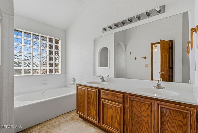 2913 STAR LAKE Place, El Paso, TX 79936