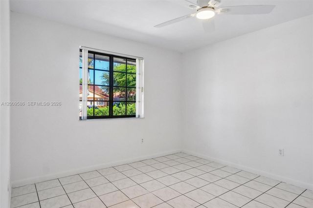 11649 NW 91st Ave, Hialeah Gardens, FL 33018