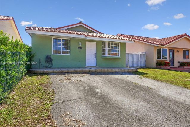 11649 NW 91st Ave, Hialeah Gardens, FL 33018