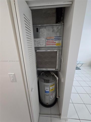 11649 NW 91st Ave, Hialeah Gardens, FL 33018