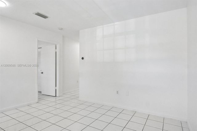 11649 NW 91st Ave, Hialeah Gardens, FL 33018