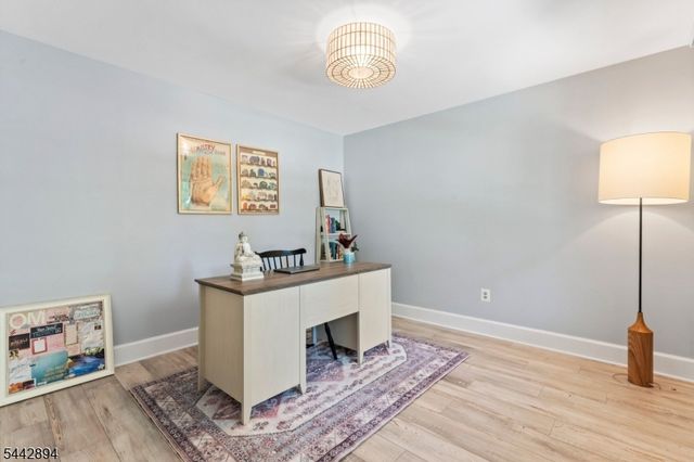 400 Ernest Dr, Hillsborough Twp., NJ 08844