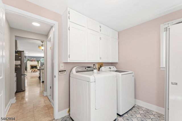 400 Ernest Dr, Hillsborough Twp., NJ 08844
