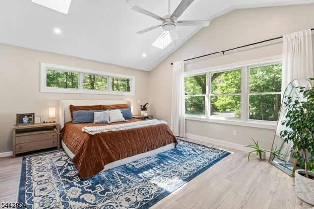 400 Ernest Dr, Hillsborough Twp., NJ 08844