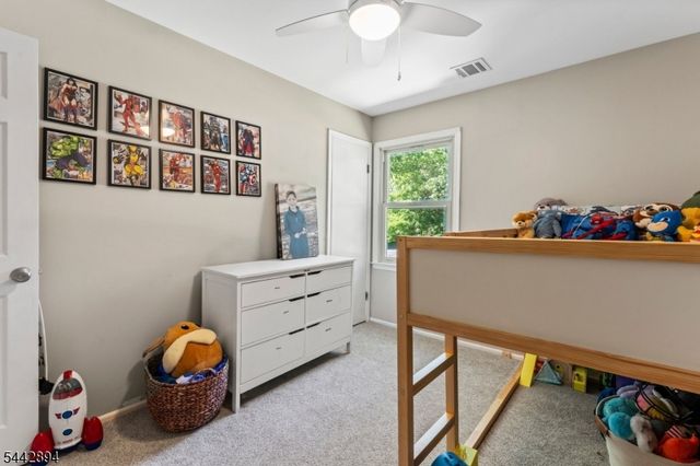 400 Ernest Dr, Hillsborough Twp., NJ 08844