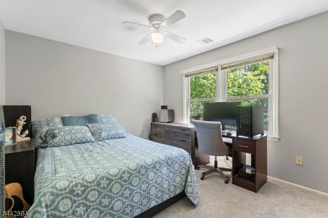 400 Ernest Dr, Hillsborough Twp., NJ 08844