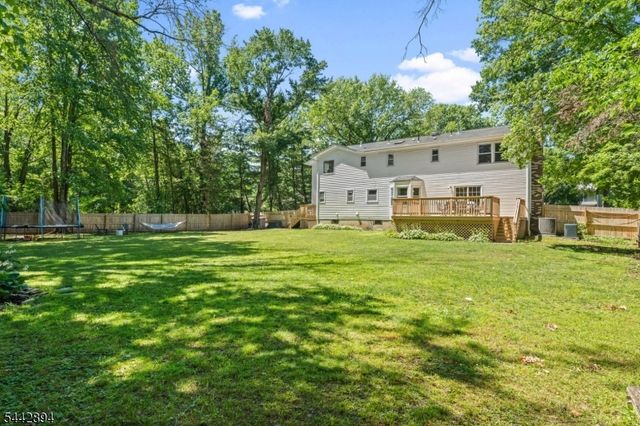 400 Ernest Dr, Hillsborough Twp., NJ 08844
