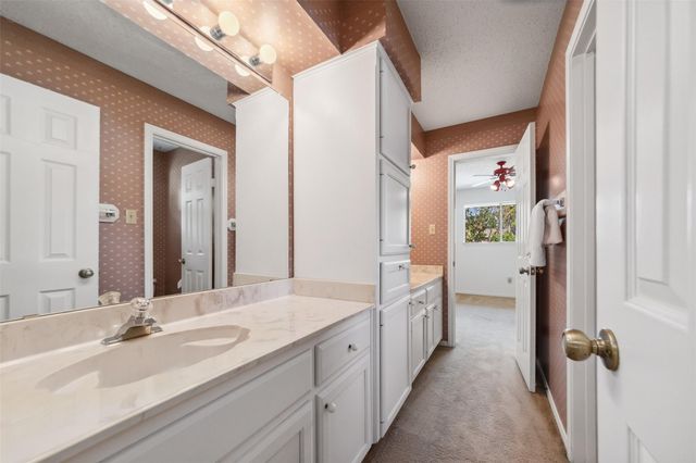 15118 Terrace Oaks Drive, Houston, TX 77068