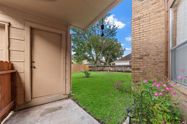 15118 Terrace Oaks Drive, Houston, TX 77068