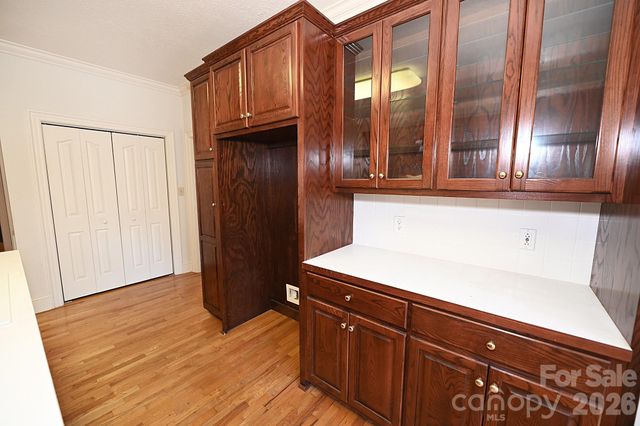 640 40th Avenue Lane NW, Hickory, NC 28601