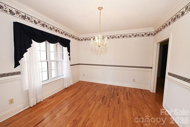 640 40th Avenue Lane NW, Hickory, NC 28601