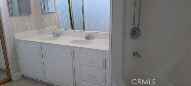 16462 Poipu Lane, Huntington Beach, CA 92649