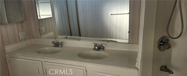 16462 Poipu Lane, Huntington Beach, CA 92649