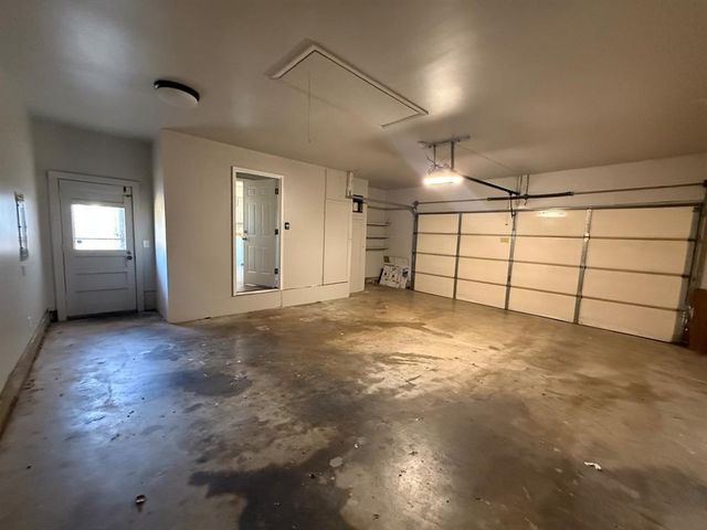 5813 NW 66th Street, Warr Acres, OK 73132