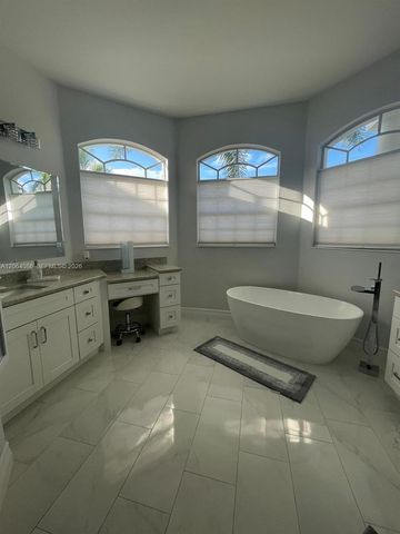 8268 S Southwind, Fort Myers, FL 33908