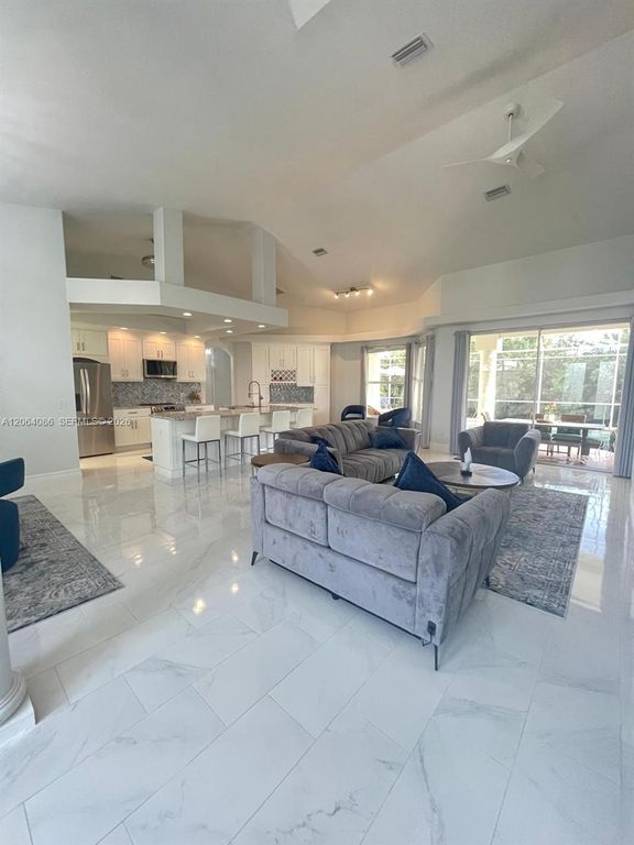 8268 S Southwind, Fort Myers, FL 33908