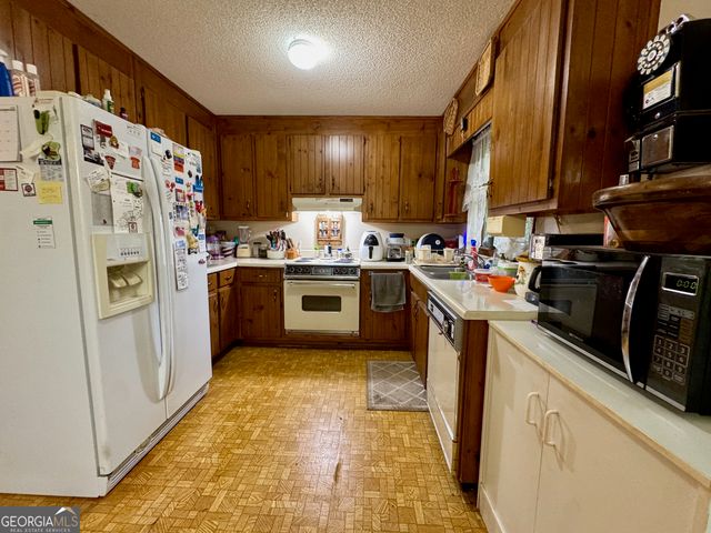 111 Ridgeview Court, Dahlonega, GA 30533