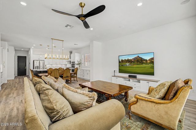 20763 W HOLT Drive, Buckeye, AZ 85396
