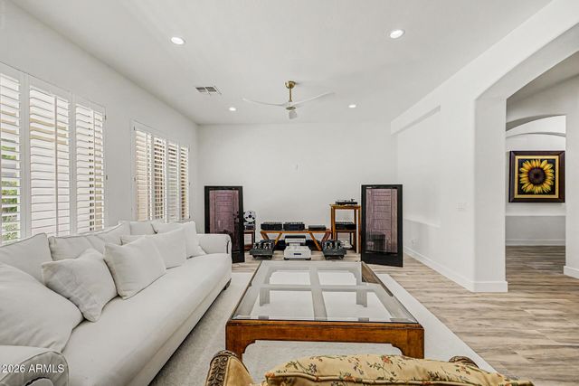 20763 W HOLT Drive, Buckeye, AZ 85396