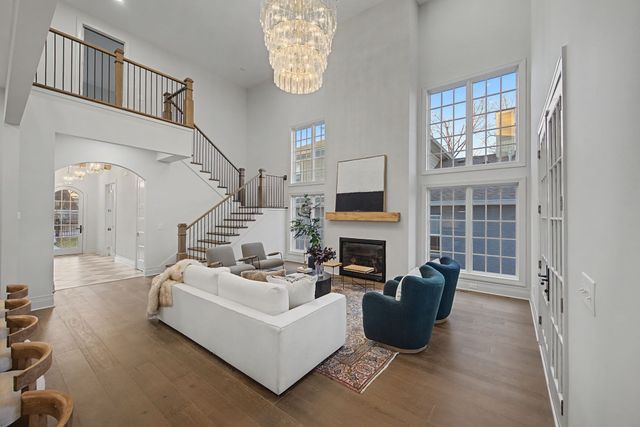 713 S 12th St, Nashville, TN 37206