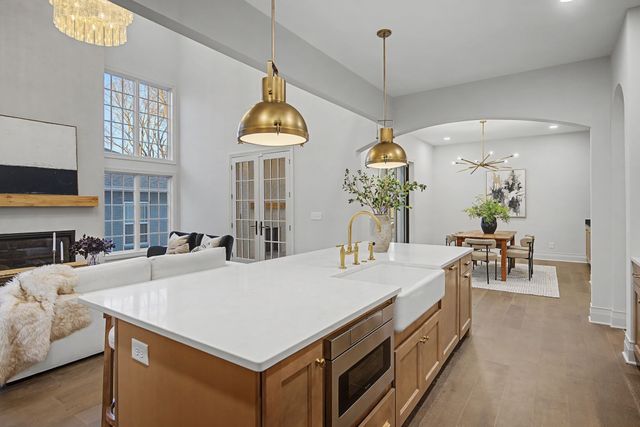 713 S 12th St, Nashville, TN 37206