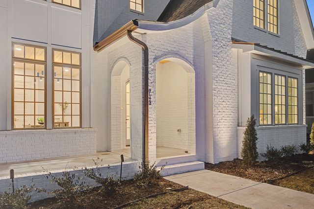 713 S 12th St, Nashville, TN 37206