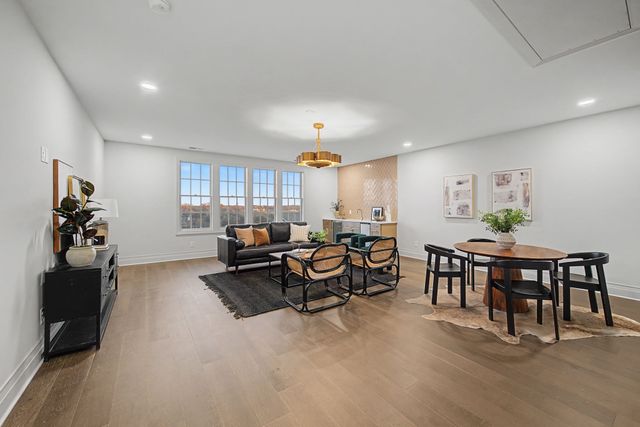 713 S 12th St, Nashville, TN 37206